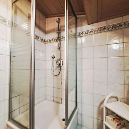 Trojer-1 By Interhome شقة